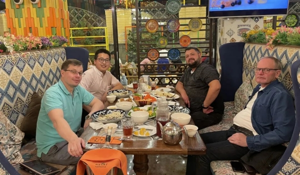 Рука об руку во имя лучшего будущего, QGM активно помогает в строительстве инфраструктуры в России