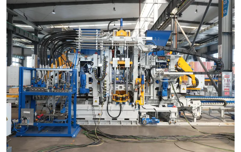 Линия по производству кирпича Quangong Machine ZN900-2: интеллектуальная разработка, создание нового эталона эффективного и экологичного производства кирпича